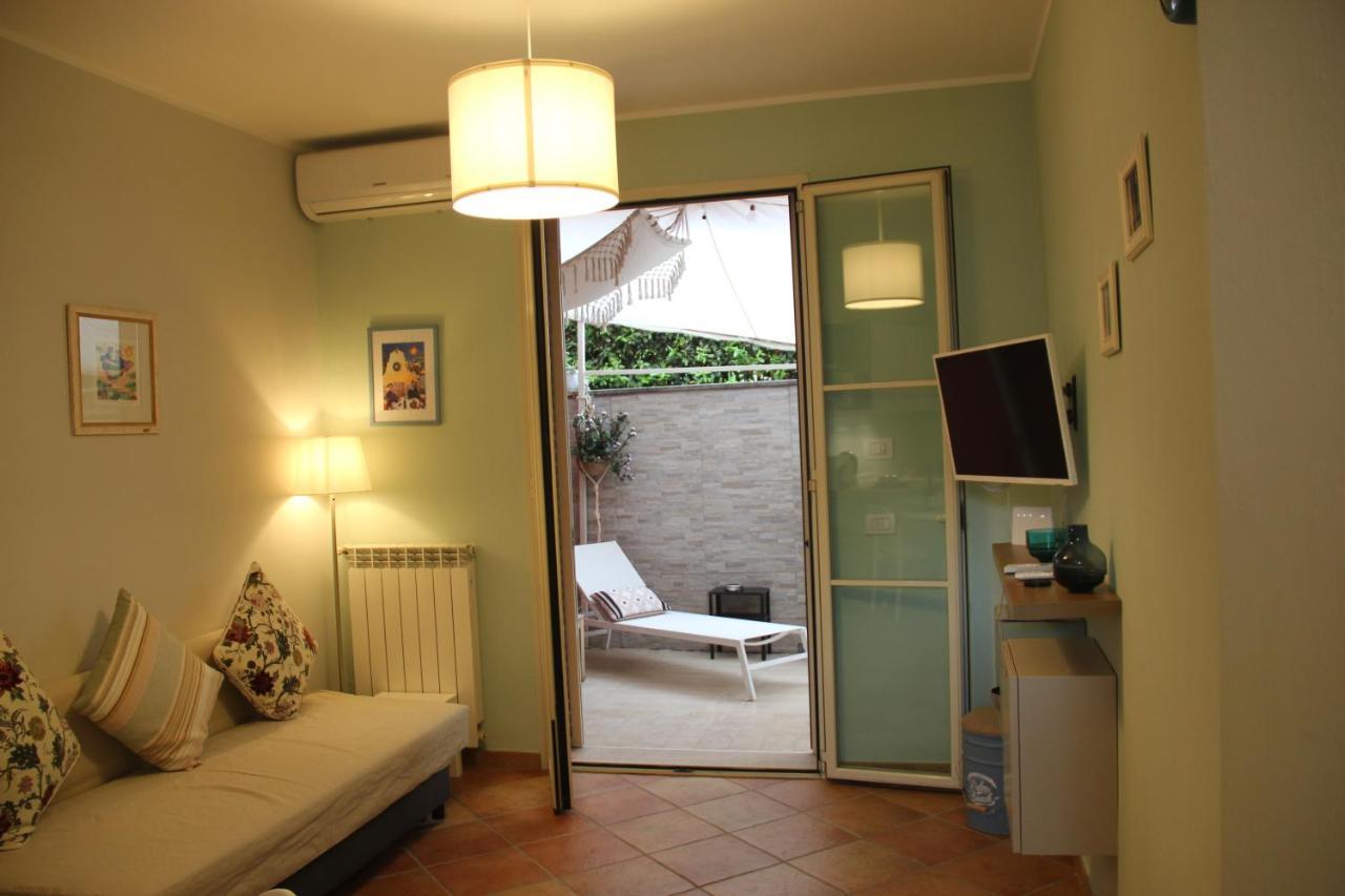 Appartamento Casa Lucia private CAR or Motorcycle park Lucca Esterno foto